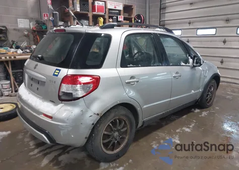 2008 Suzuki Sx4 Convenience/Touring z USA, uszkodzony, nr VIN JS2YB413885107220